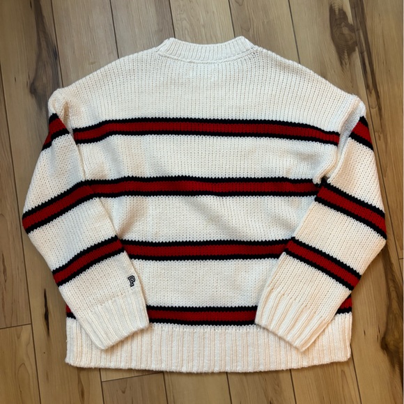 PINK victoria secret Sweater - Picture 4 of 4